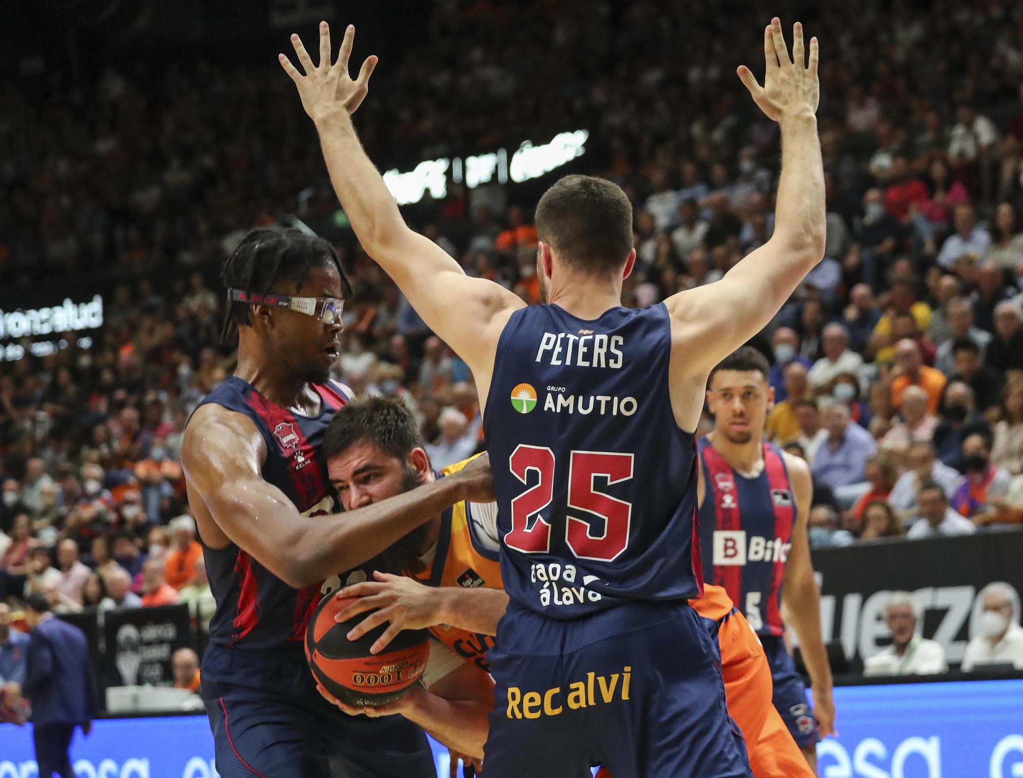 Valencia Basket vs Baskonia