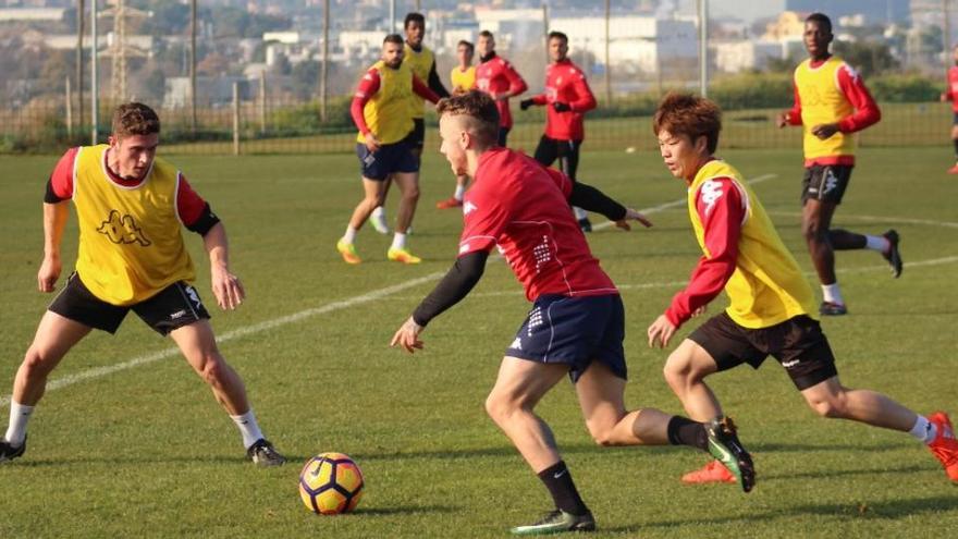 El Girona s&#039;entrena a Blanes després de la victòria a Saragossa