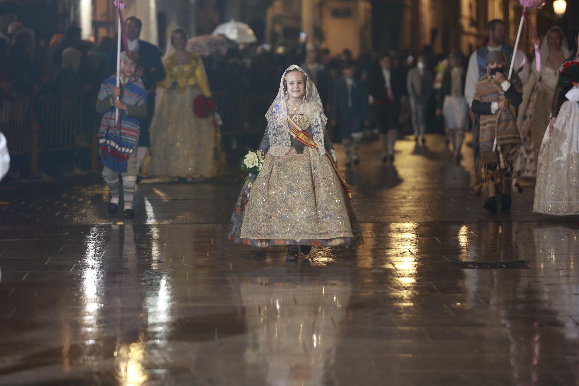 Búscate en la Ofrenda por la calle Quart (entre 22.00 y 23.00 horas)