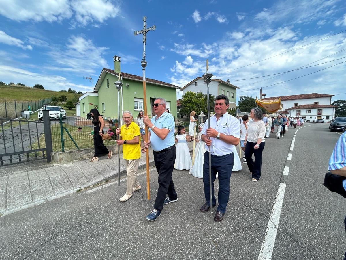 EN IMÁGENES: Molleda se da un chapuzón por el día grande de sus fiestas patronales