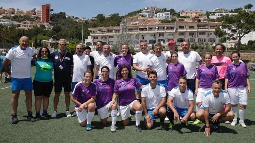 Equipo femenino de la Policía Local de Palma y Harry Engels