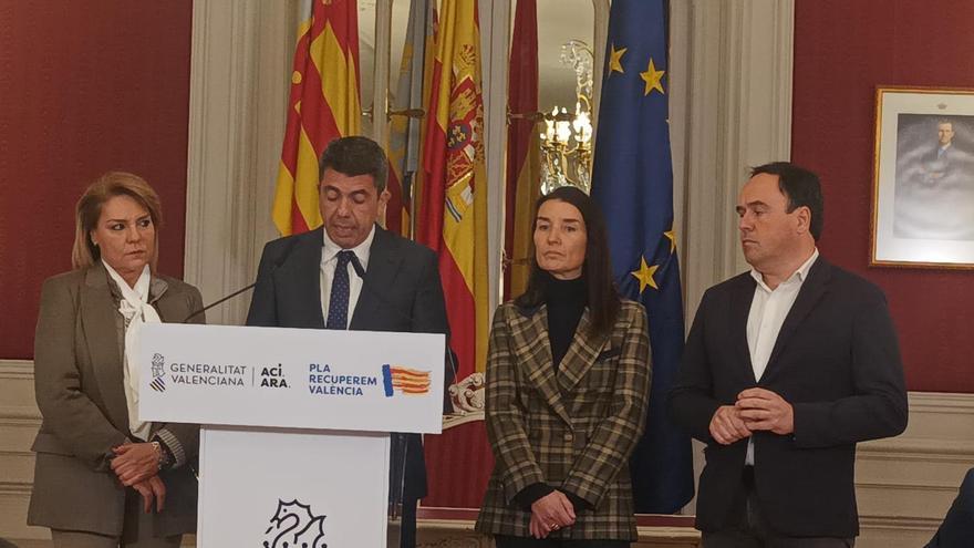 De la “expulsión de inmigrantes ilegales” a los “postulados climáticos extremistas”: Mazón abraza el marco ideológico de Vox