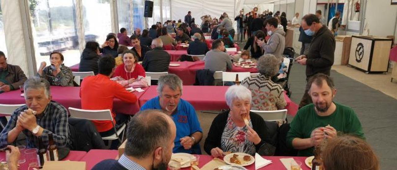 Asistentes al Encontro do Millo Corvo celebrado el fin de semana del 1 al 3 de abril.   | // SANTOS ÁLVAREZ