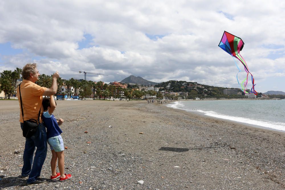 Los menores de 14 años salen a las playas de ...