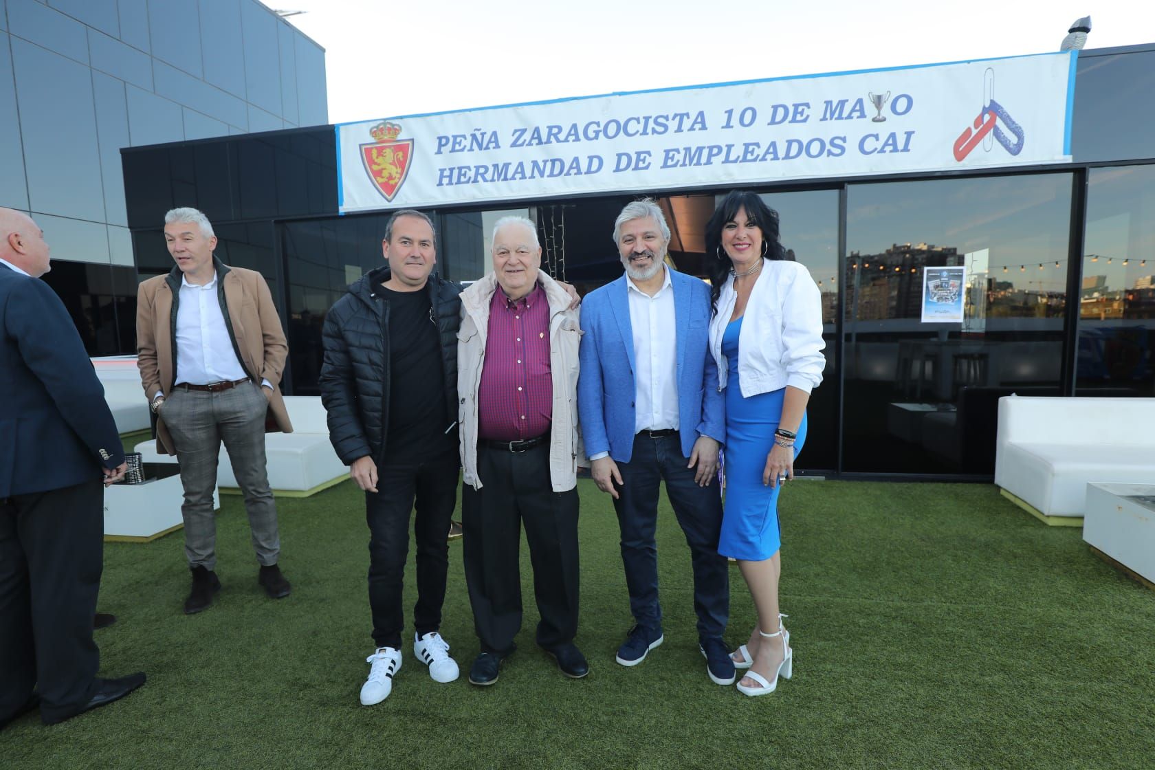 Homenaje de la peña 10 de mayo a los campeones de 1986