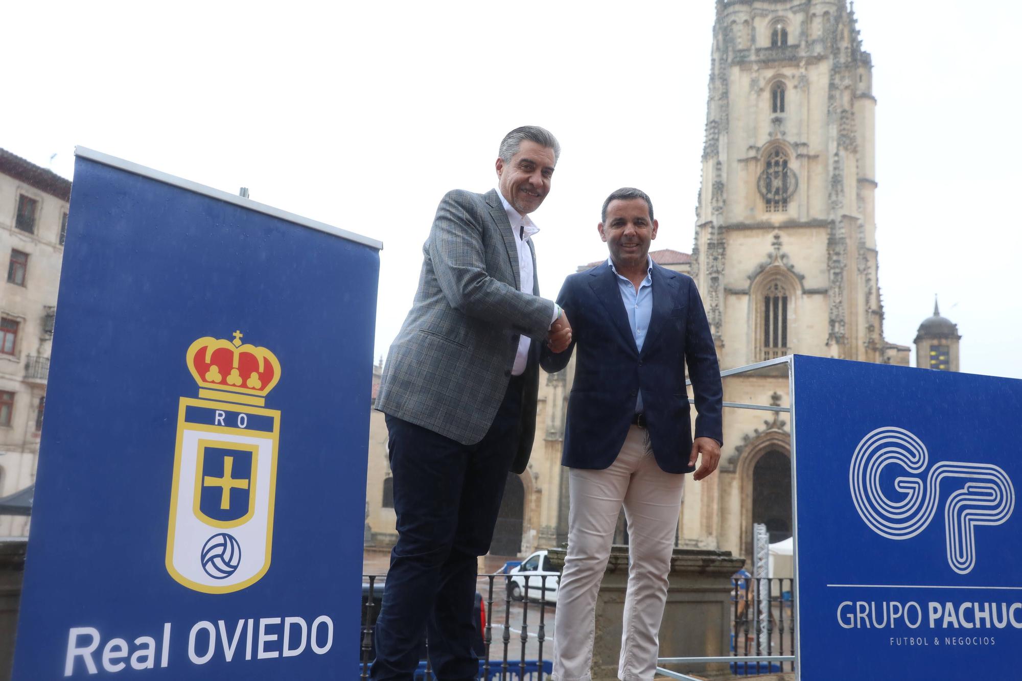 EN IMÁGENES: Presentación de Javi Calleja como entrenador del Real Oviedo