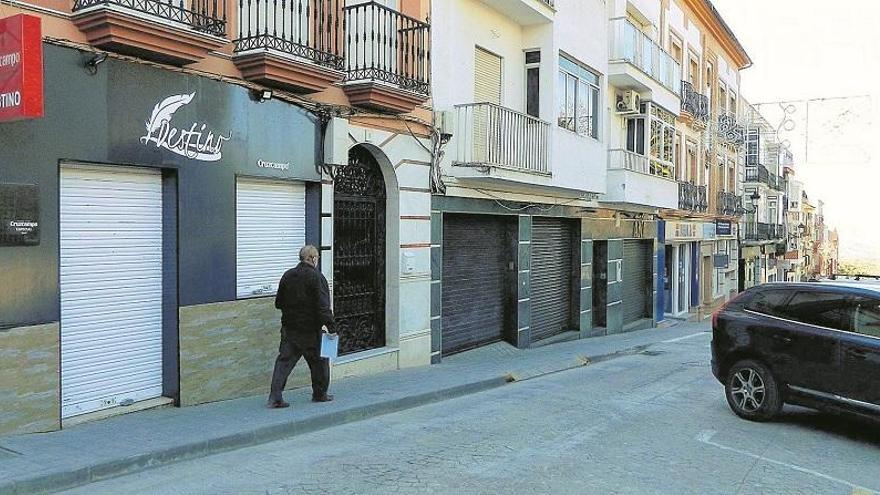 Las restricciones llevan al límite al comercio y la restauración de Rute