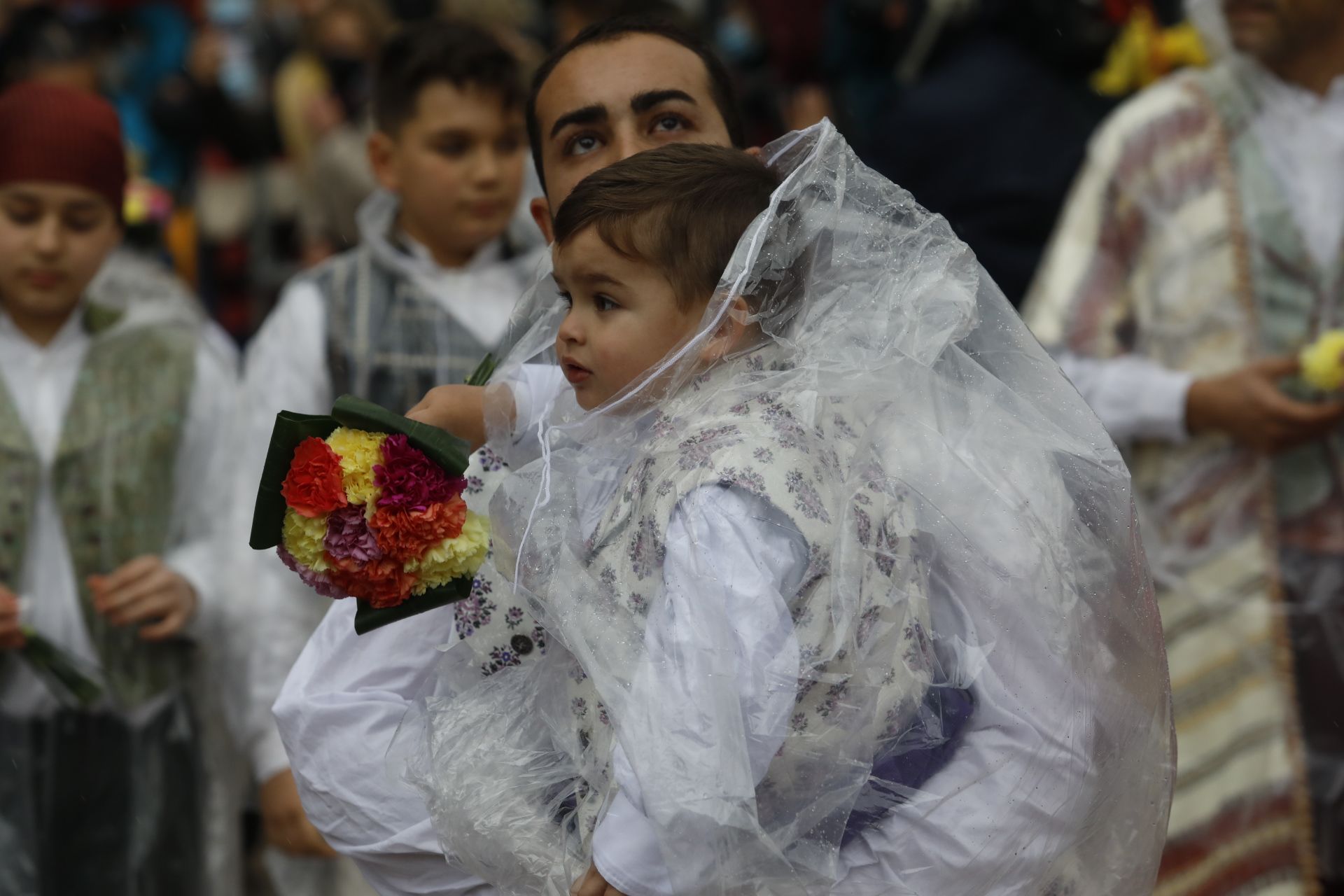 Búscate en el primer día de Ofrenda por la calle Quart (entre las 15.30 y las 17.00 horas)