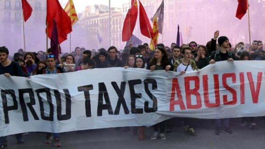 Protesta d&#039;estudiants contra les elevades taxes universitàries