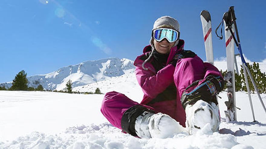 Ropa de esquí: todo lo que necesitas para un gran día en la nieve