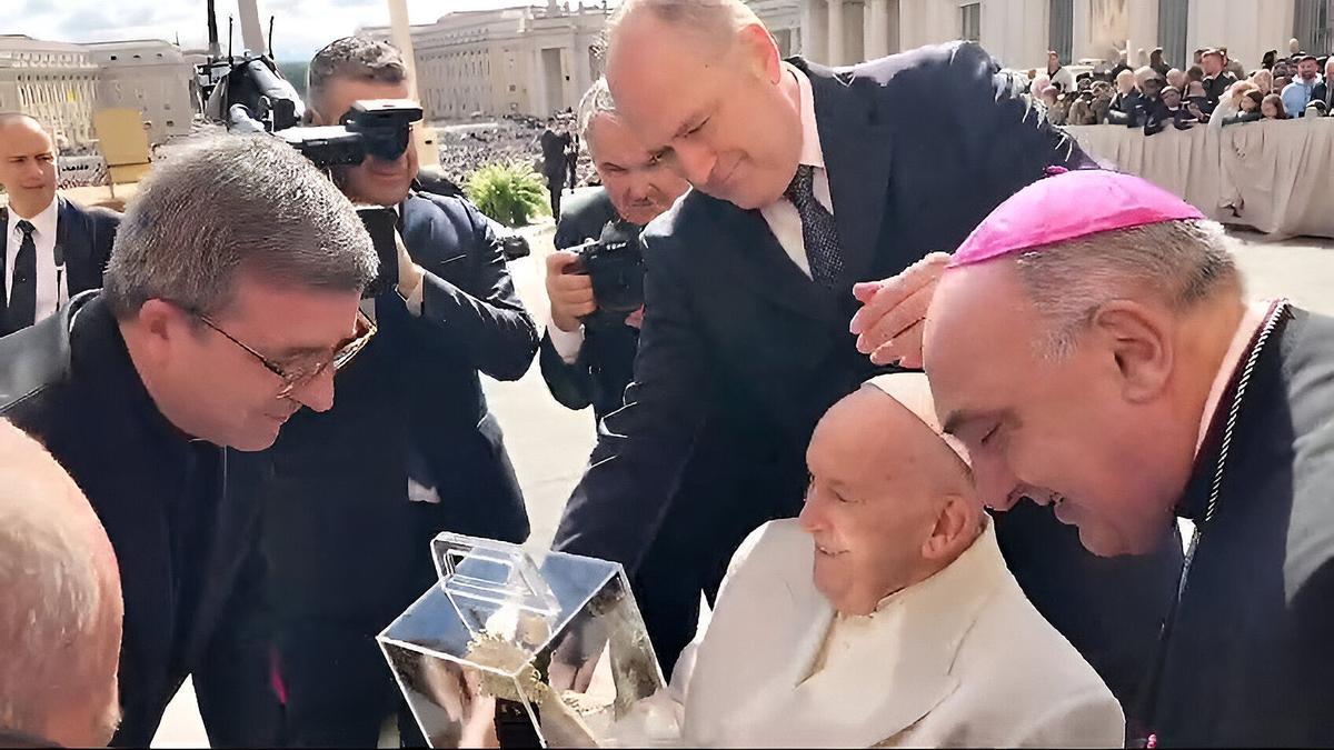 Encuentro con el santo padre tras la audiencia general