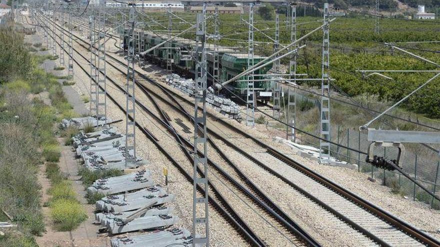 Fomento licita el último tramo del Corredor entre València y Castellón