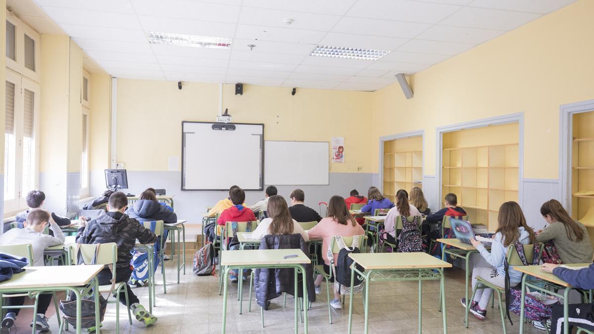 Alumnos en un aula.