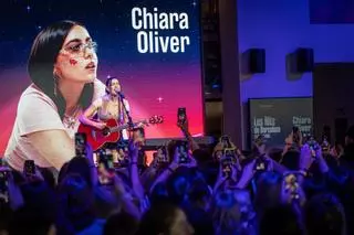 Chiara Oliver actúa en los "Secret Show" de Les Nits de Barcelona, en la Casa Seat