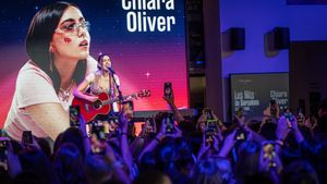 Chiara Oliver actúa en los Secret Show de Les Nits de Barcelona, en la Casa Seat