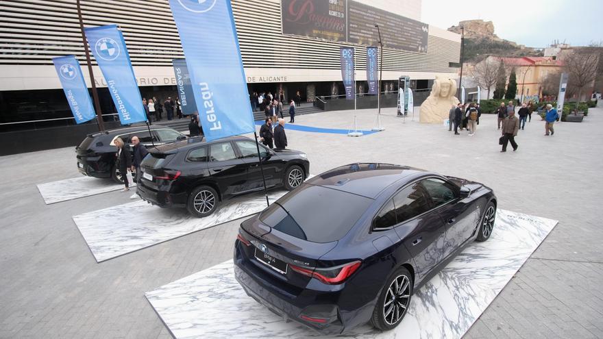 BMW Benigar aterriza en la gala de los «Importantes» y expone tres de sus modelos más exclusivos