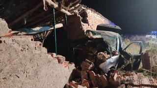 Un muerto de 64 años en La Guareña tras impactar su vehículo contra el muro de una vivienda