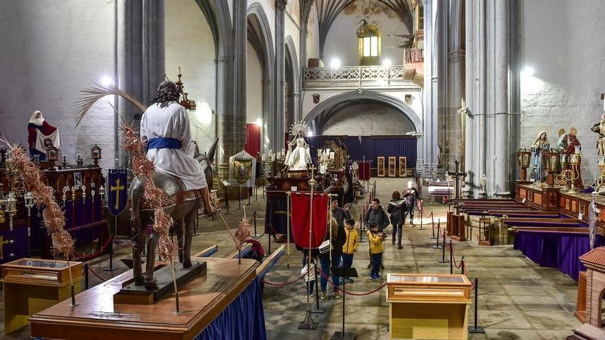 La Semana Santa de Plasencia mueve a 4.000 cofrades y unas 14.000 personas