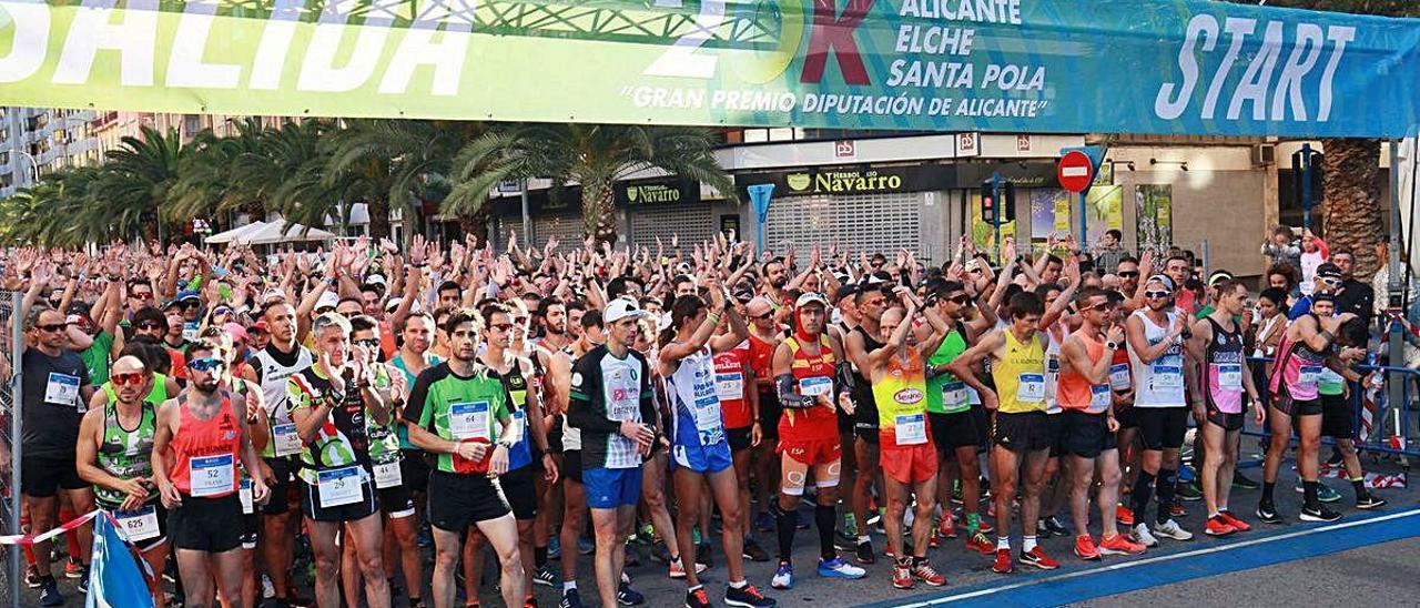 Salida de la prueba el año pasado desde la avenida de la Estación en Alicante.