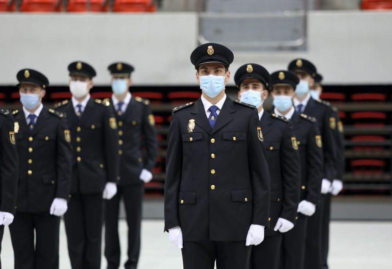 Jura de bandera de 6o nuevos policías nacionales