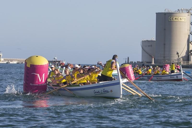 Regata de Jábegas en el Muelle Uno