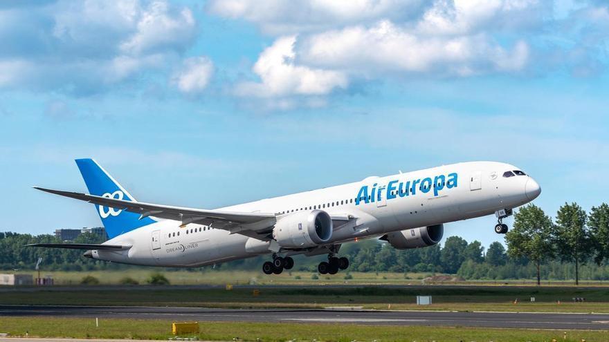 Air Europa, la única aerolínea española que sigue volando a una Cuba sin turismo