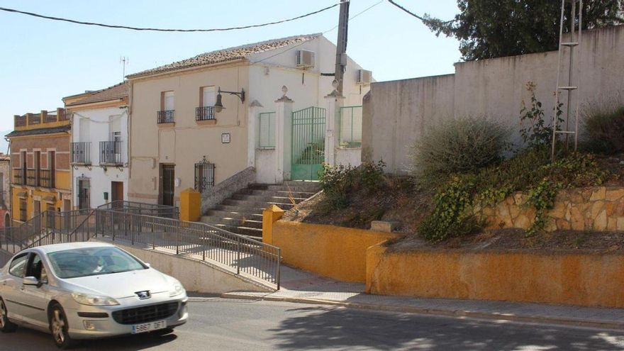 Depósitos municipales de agua en la zona de La Calzada.