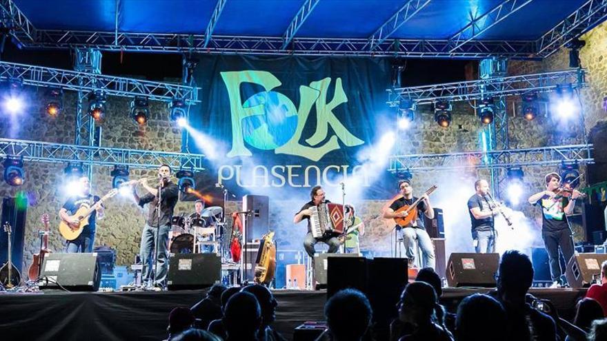 Música celta, ritmos de Bollywood y regionales, en el Festival Folk de Plasencia