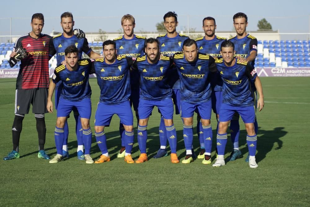 El Elche pierde contra el Cádiz en su primer partido de pretemporada.