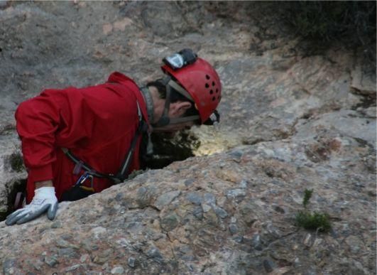 Bomberos de Madrid vuelven a la sima de la falla de Alhama