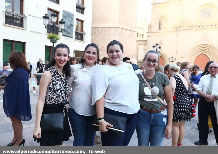 Imposición de bandas a la Reina Infantil