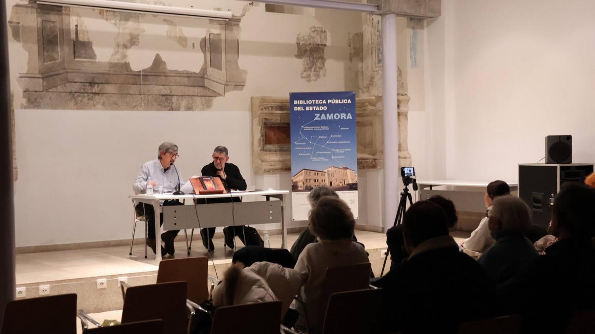 presentación del ensayo "El serano", de Antonio Monterrubio