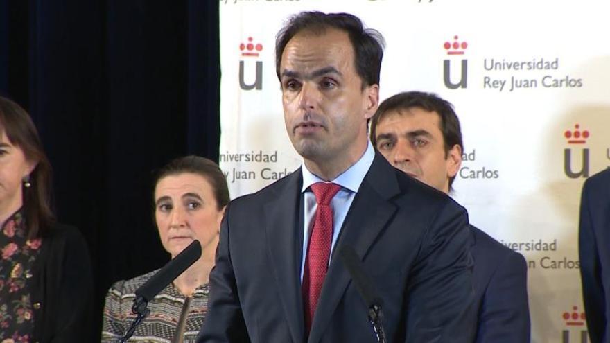 La Universitat Rey Juan Carlos suspèn de funcions el director del màster de Cifuentes