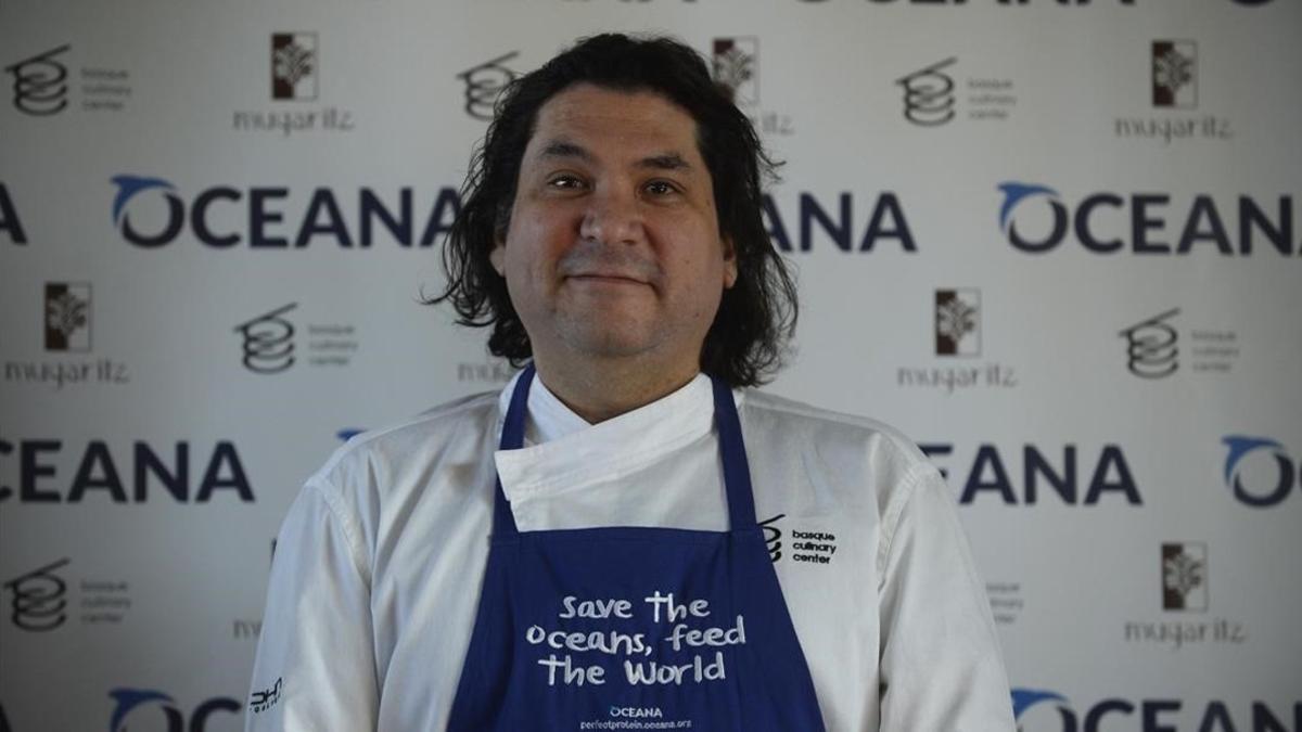 mroca29041110 chef gaston acurio poses during the presentation o160404141331