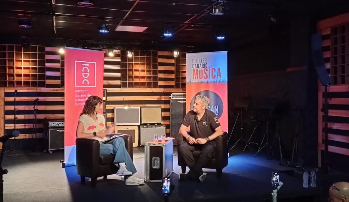 Un momento de la grabación de la primera entrega del pódcast 'Backstage'.