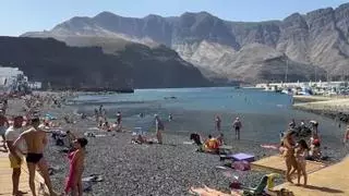 Ni el calor ni el viento frenan los preparativos de Agaete para La Rama