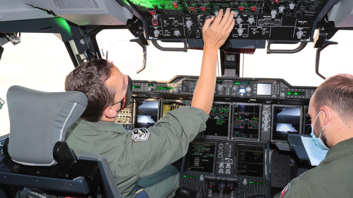 El primer avión español viaja de Dubái a Kabul para evacuar a los españoles en Afganistán