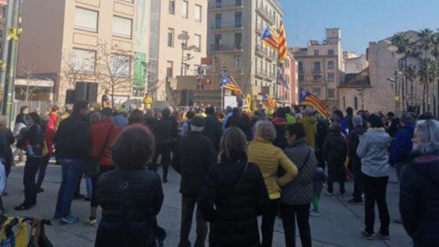 La marxa, arribant a la Plaça U d&#039;Octubre