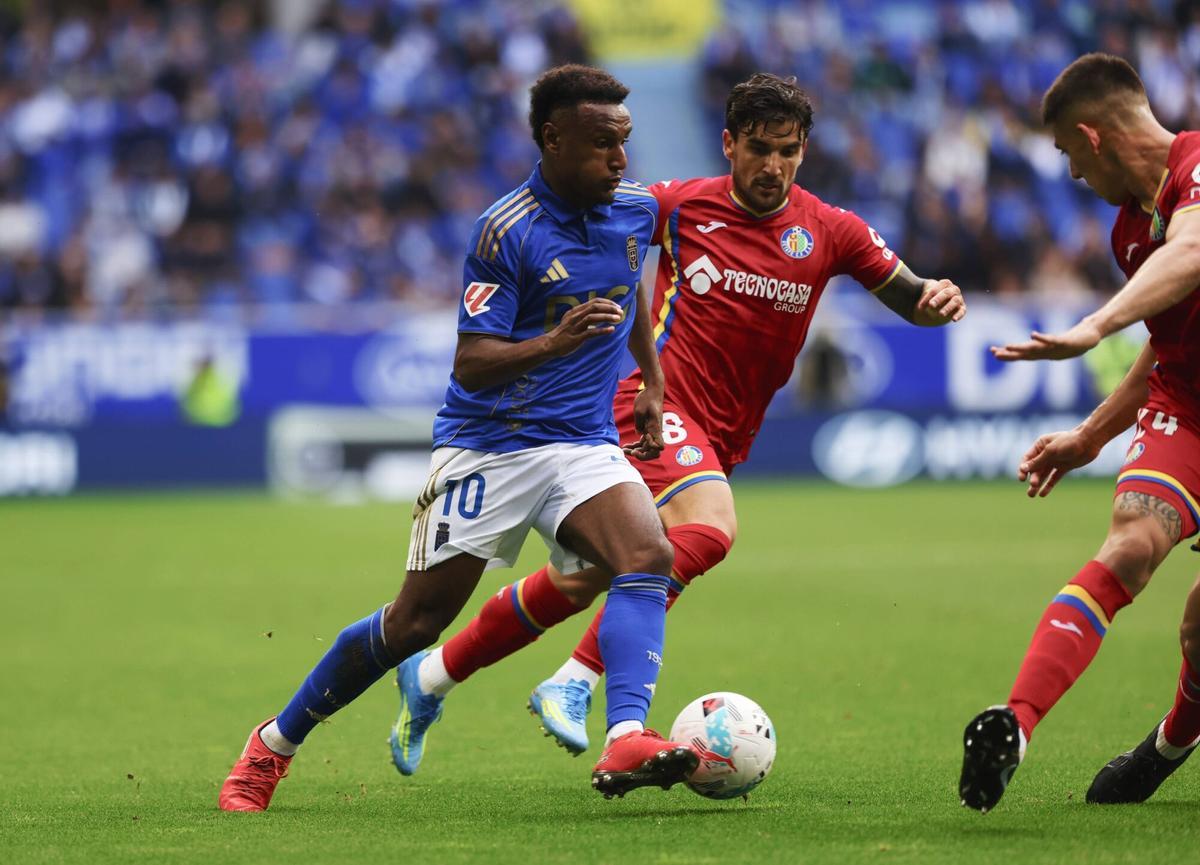 EN IMÁGENES: El Real Oviedo recibe al Getafe en el Tartiere