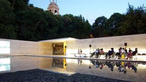 PANTALLA PAVELLO FUNDACIÓ MIES VAN DER ROHE