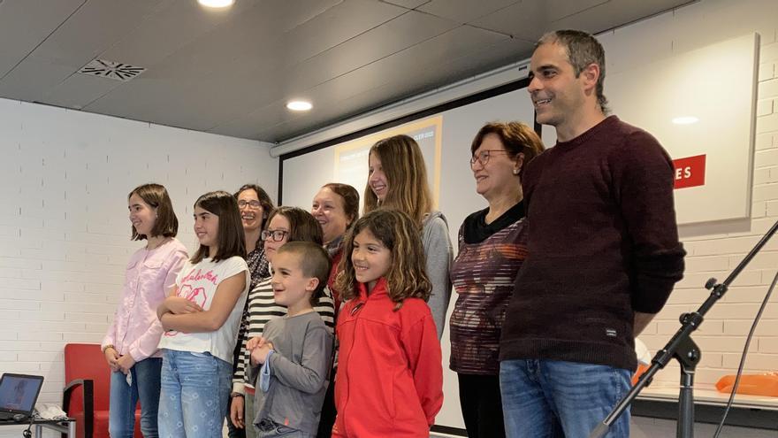 La biblioteca de Figueres premia els inquietants relats de por de tres joves estudiants