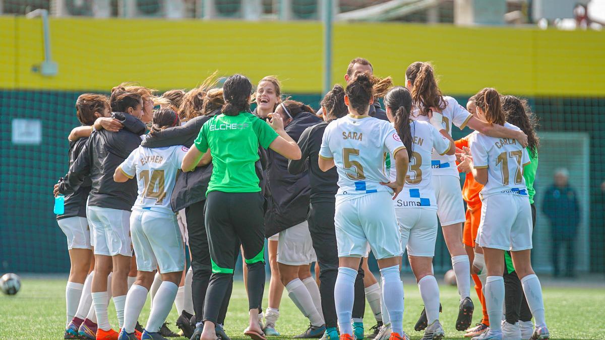 El Elche Femenino gana en Cádiz y pone la directa hacia el ascenso
