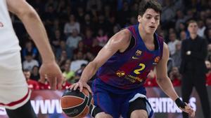 Juani Marcos, base del Barça, ahir en una acció del partit al Palau. | DANI BARBEITO