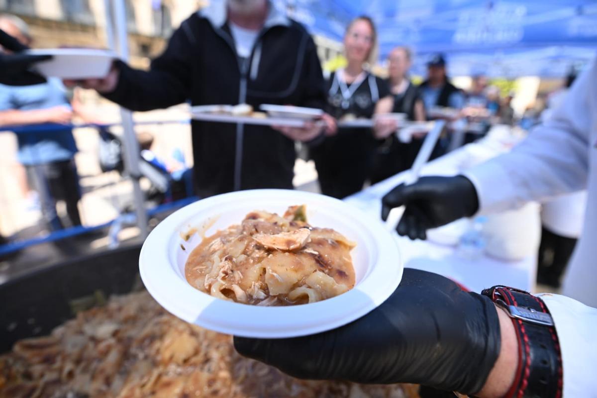 Albacete llega a Alicante con una jornada de folklore y gastronomía Albacete llega a Alicante con una jornada de folklore y gastronomía