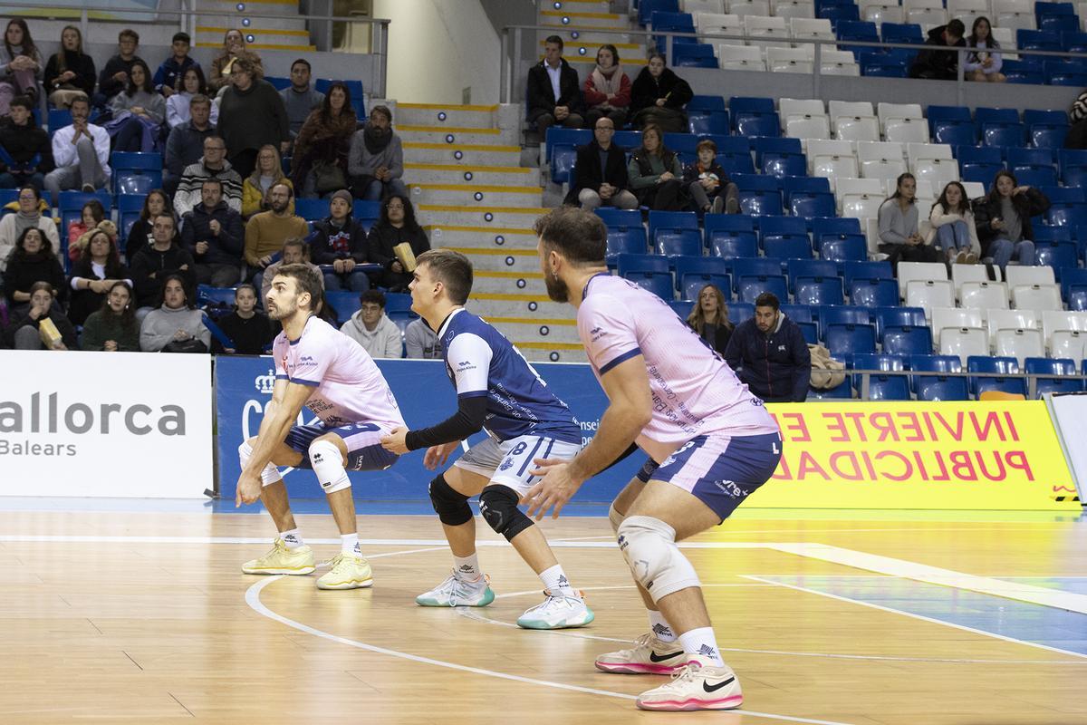 El UPV Léleman Conqueridor Valencia, en su partido ante el Voley Palma