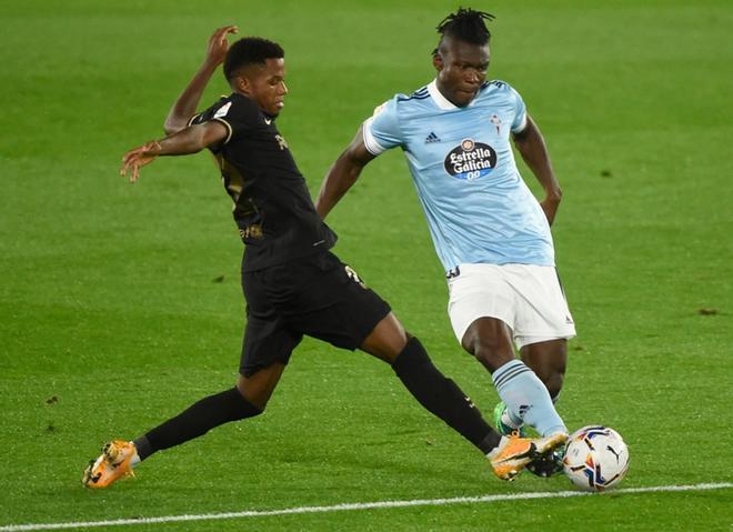 Imágenes del partido entre el Celta de Vigo y el FC Barcelona de la cuarta jornada de LaLiga Santander, disputado en el estadio de Balaídos en Vigo.