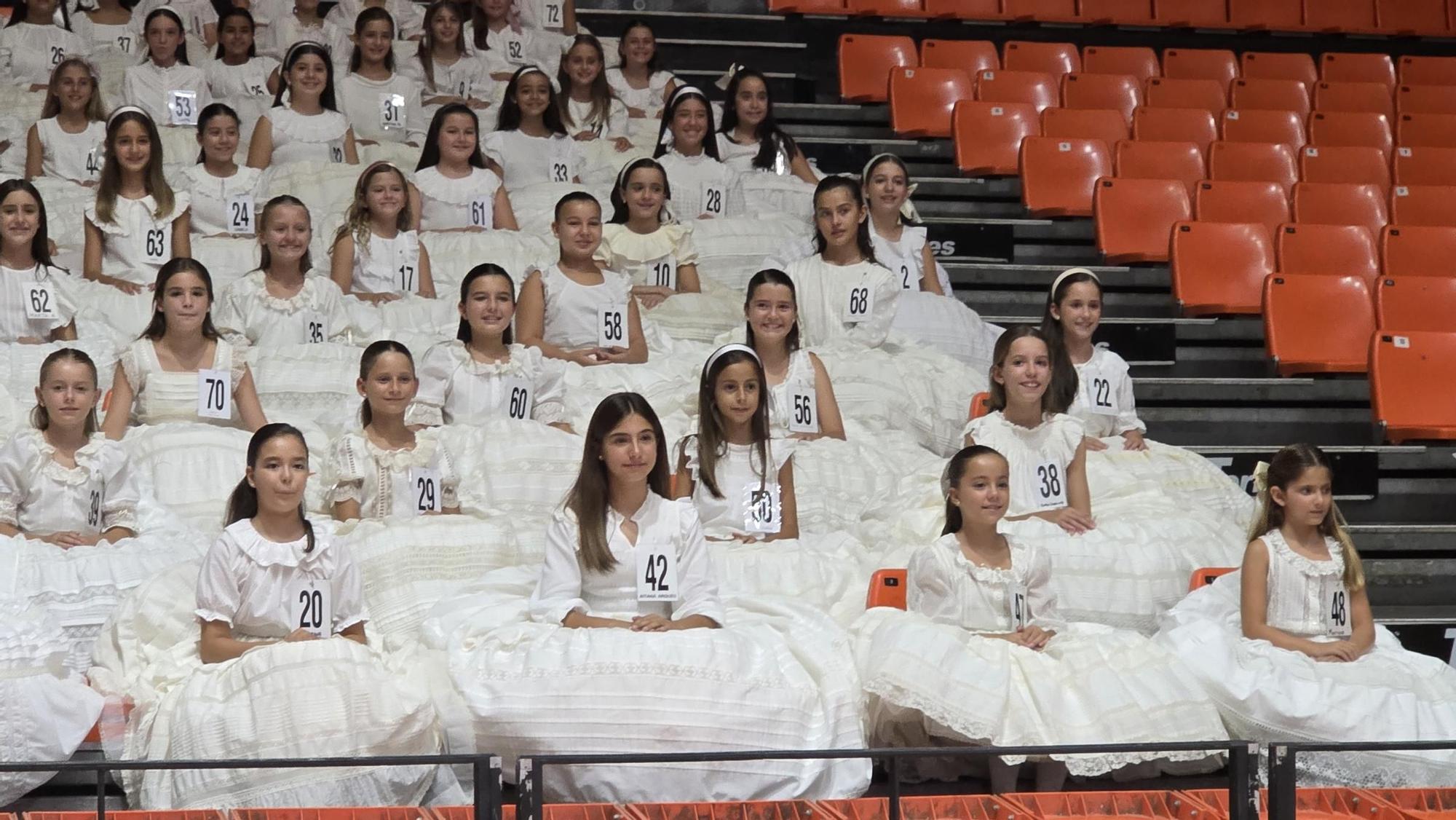 Asi ha sido el ensayo de la elección de candidatas a Falleras Mayores de València 2026