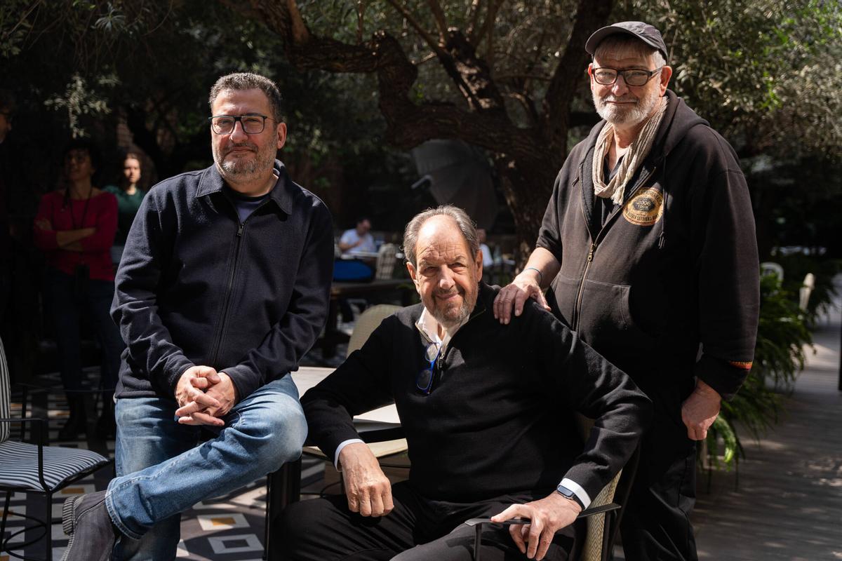 El trío de 'Parenostre': de izquierda a derecha, Toni Soler (guionista y productor), Josep Maria Pou (protagonista) y Manuel Huerga (director).