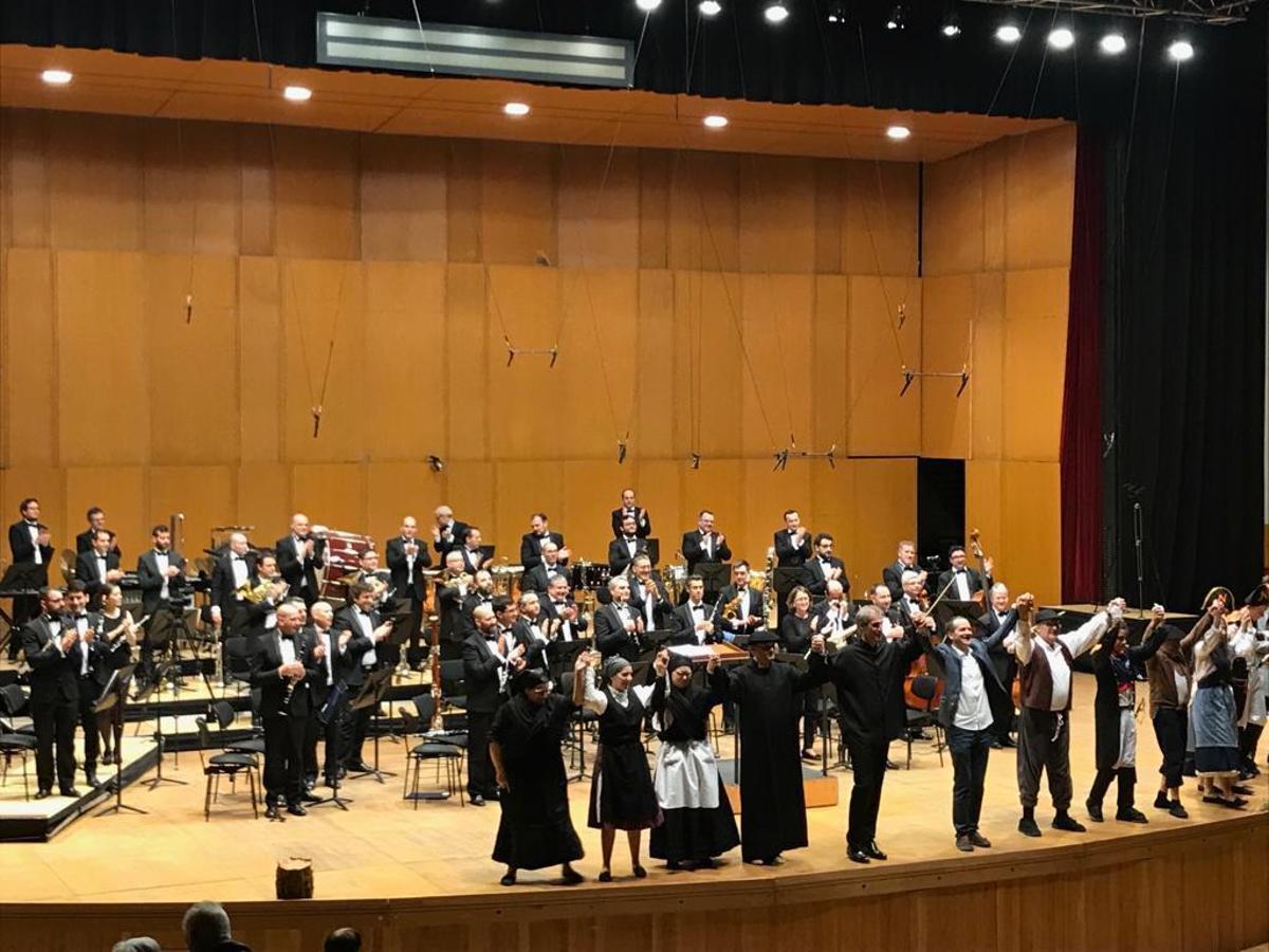 Vecinos de Matalobos escenifican La batalla de Matalobos de Simón Couceiro en A Coruña