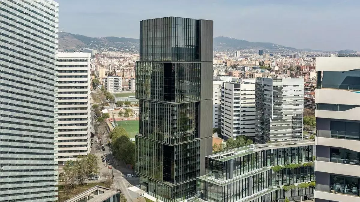 Los Puig venden la mitad de una de sus torres de oficinas en Barcelona a Colonial